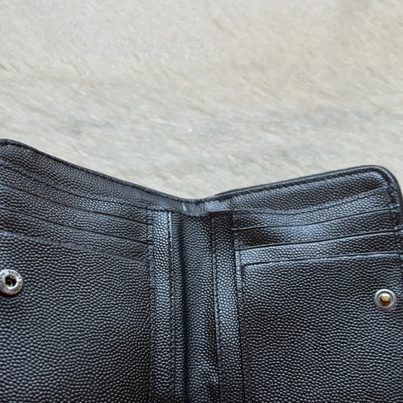 💥🔥YSL❤️❤️ Black Quilted Wallet - Picture 11 of 14